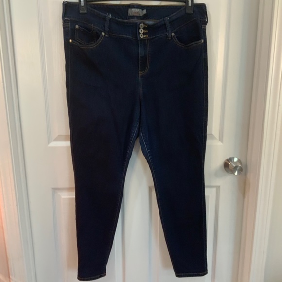 TORRID JEGGING FIRST AT FIT PLUS SIZE 22T - Picture 2 of 10